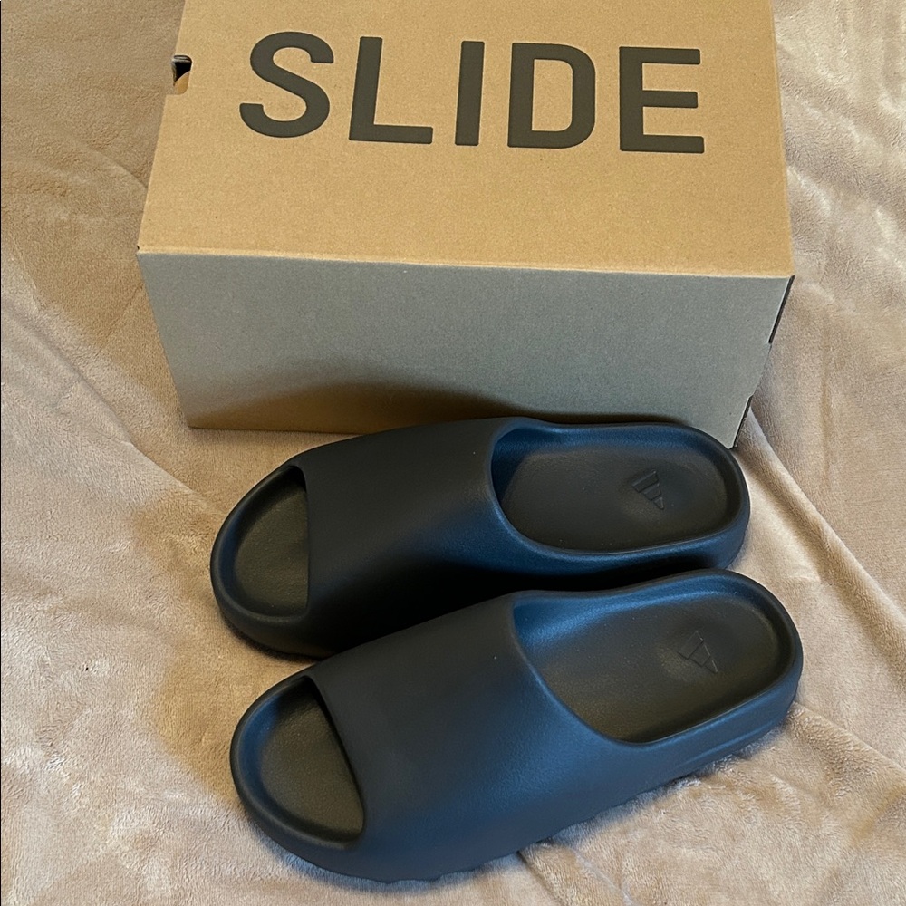 🔥Yeezy Slides🔥